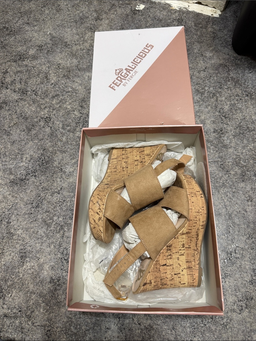Fergalicious Biscuit Wedge Sandals Box in Mauve-Pink